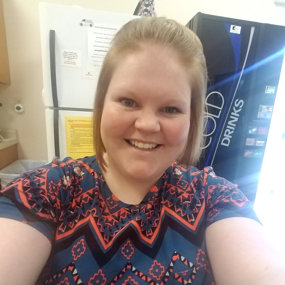 Meet your Posher, Kayla
